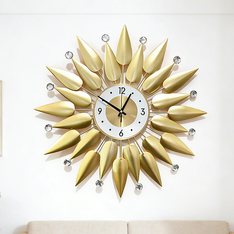 Luxury Wall Clock Metal Wall C - Luxury Lifestyle Gifts 评论和价格