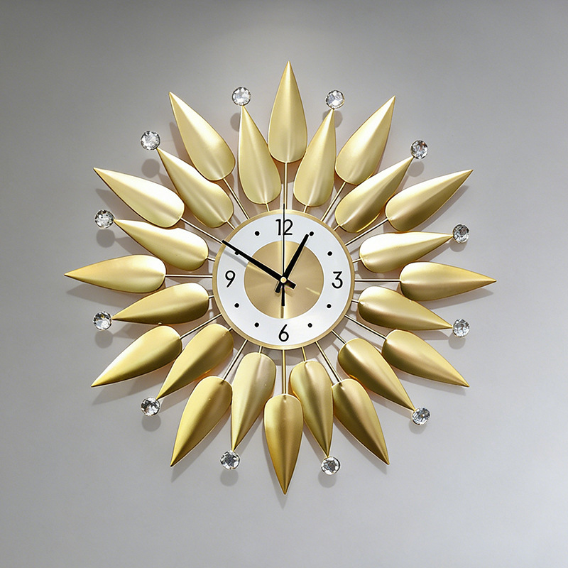 Luxury Wall Clock Metal Wall C - Luxury Lifestyle Gifts 评论和价格