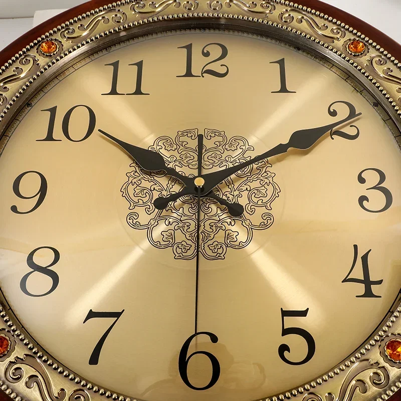 Luxury Wood Wall Clock Metal R - Luxury Lifestyle Gifts 评论和价格