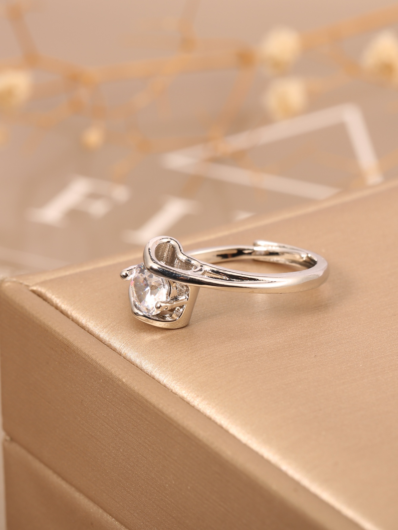 1 Piece of European and Americ - Luxury Lifestyle Gifts 评论和价格