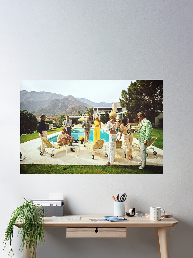 Retro Poolside Host Luxury Lif - Luxury Lifestyle Pictures 评论和价格