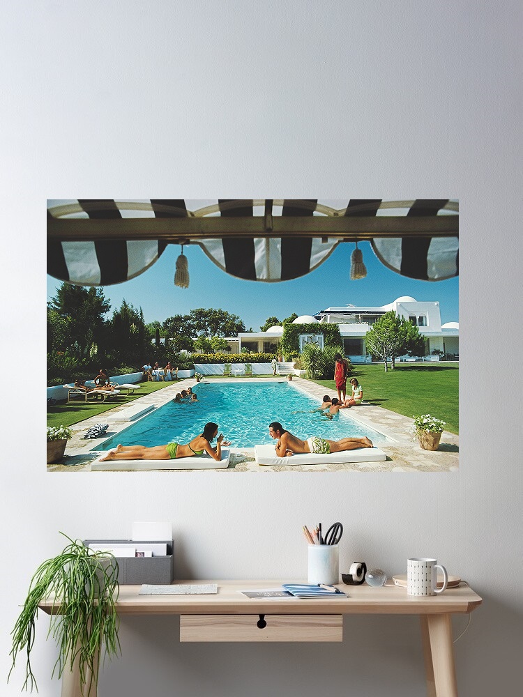 Retro Poolside Host Luxury Lif - Luxury Lifestyle Pictures 评论和价格