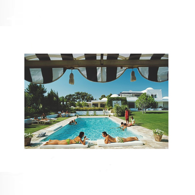 Retro Poolside Host Luxury Lif - Luxury Lifestyle Pictures 评论和价格